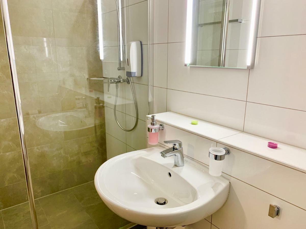 Hotel Adore Romanel-sur-Morges Eksteriør bilde
